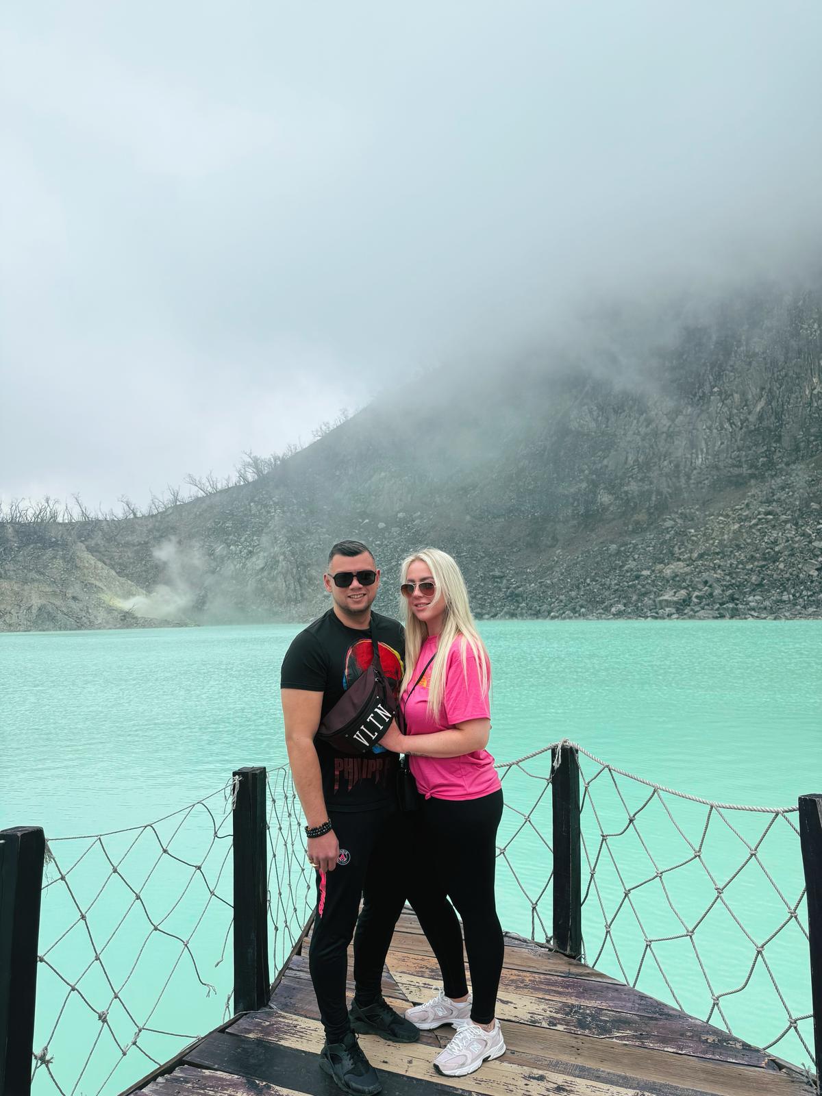 impression.slides[1].alt